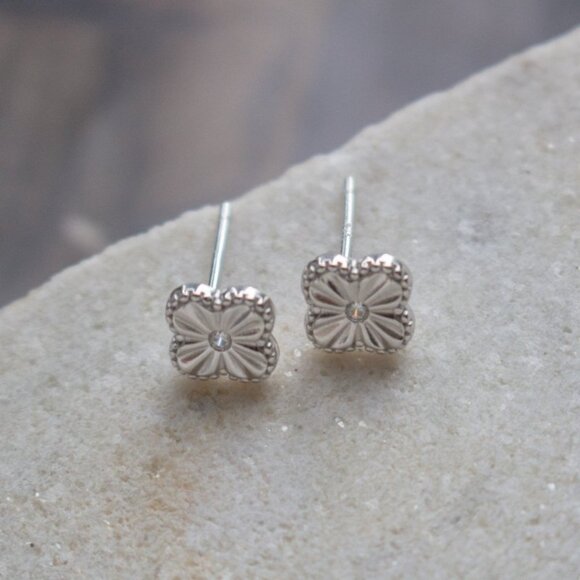 NWT Annabella Clover Studs // Sterling Silver + CZ - Picture 5 of 5